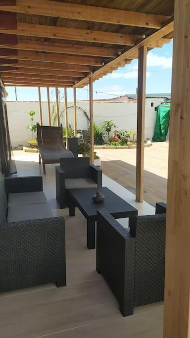 Beautiful Chalet With Wifi And Free Parking Arona  Ngoại thất bức ảnh