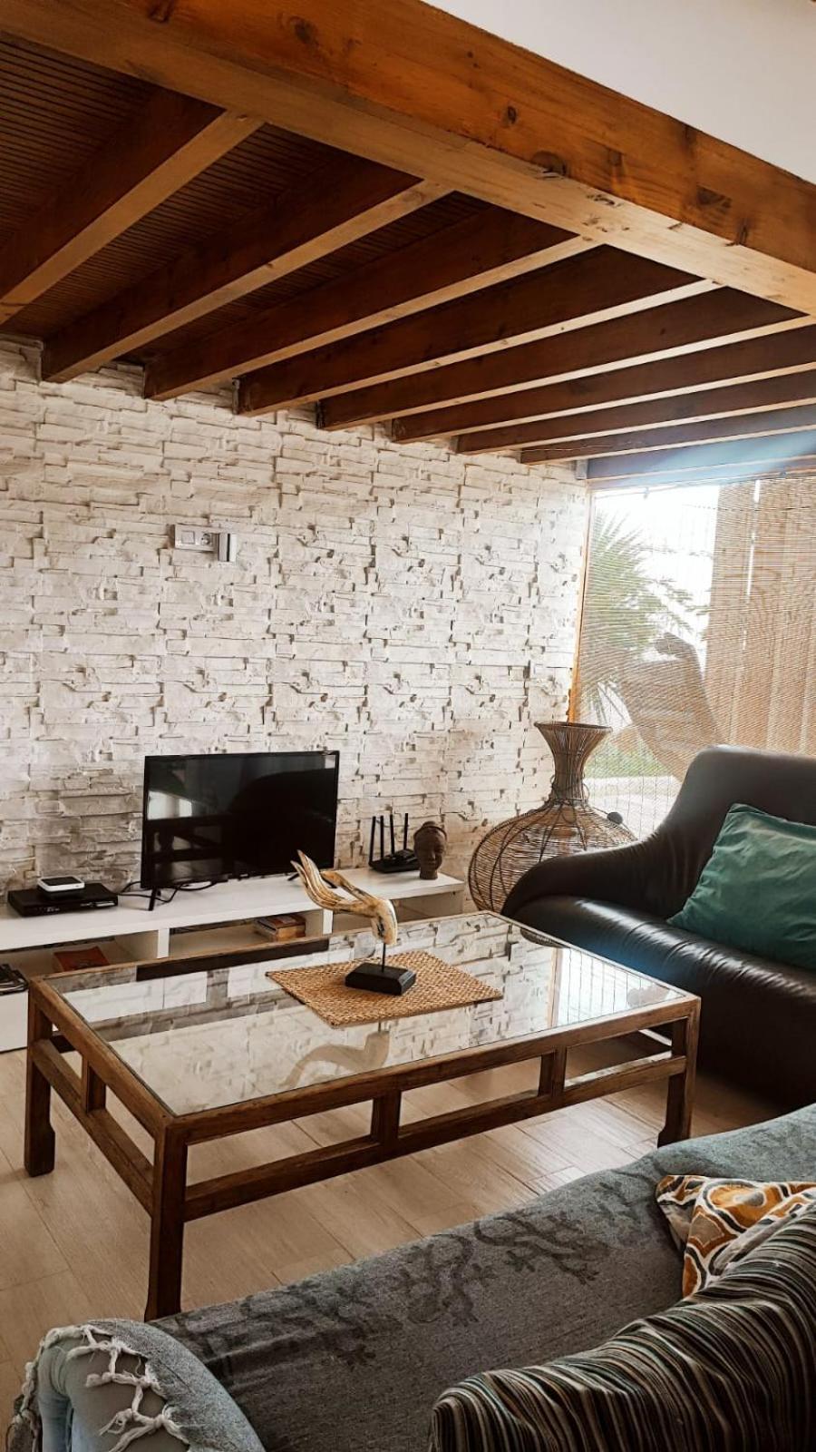 Beautiful Chalet With Wifi And Free Parking Arona  Ngoại thất bức ảnh